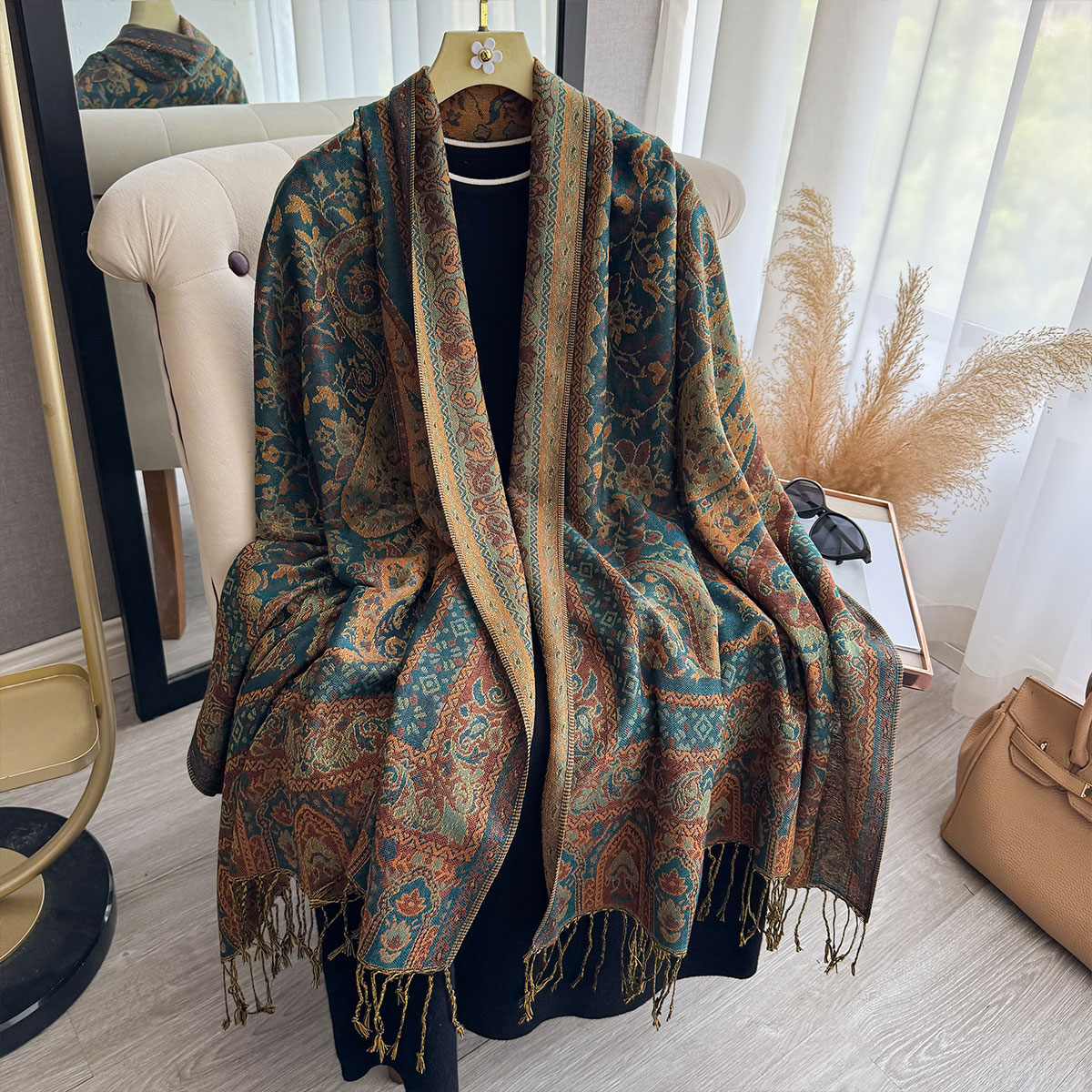 2025 Tassel Blanket Design Eth - Ethnic Fashion Designers ulasan dan harga
