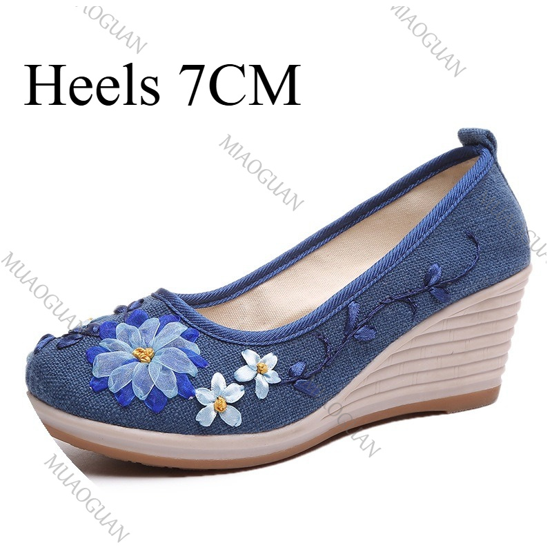Embroidered Women Comfort Wedg - Ethnic Fashion For Women ulasan dan harga